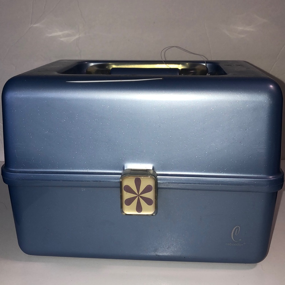 Lavender gray caboodle makeup or jewelry case